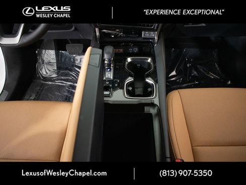 Used 2025 Lexus RX 350 FWD w/ Technology Package image 33