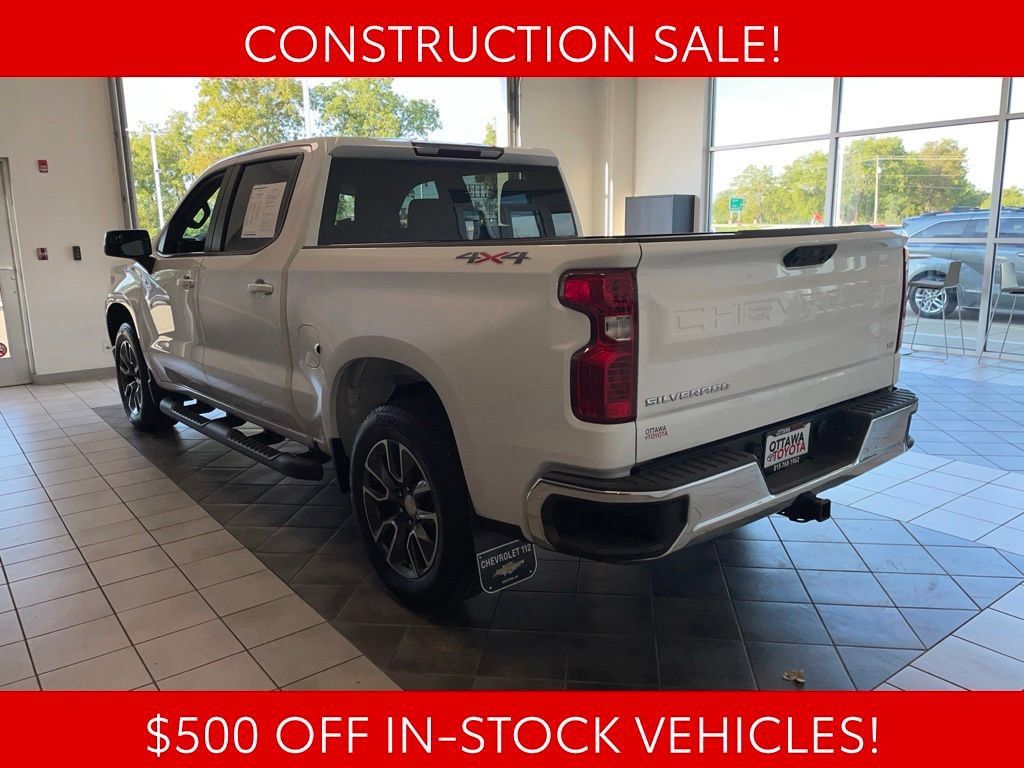 Used 2023 Chevrolet Silverado 1500 LT AWD/4WD image 7