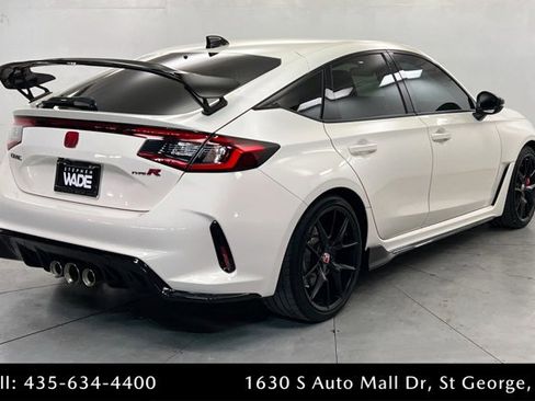 Used 2025 Honda Civic Type R image 5