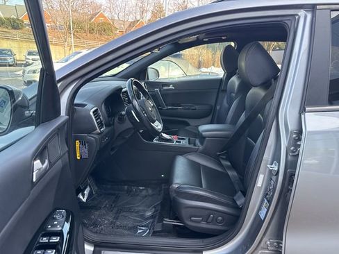 Used 2022 Kia Sportage Nightfall Edition w/ Nightfall Fwd Premium Package image 9