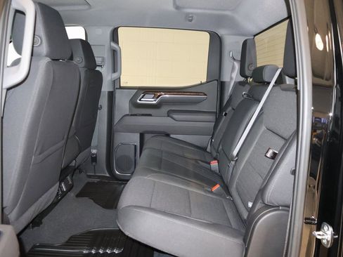 Used 2025 GMC Sierra 1500 Elevation image 27