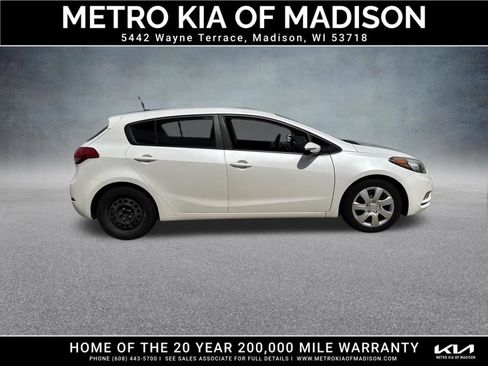 Used 2019 Kia Forte LXS FWD image 7