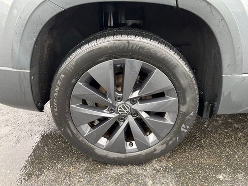 Certified 2022 Volkswagen Taos S FWD image 32