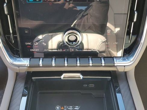 New 2026 GMC Yukon XL Denali image 23