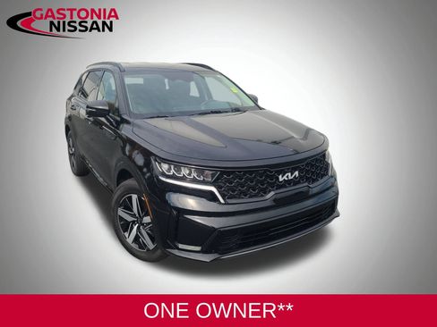 Used 2022 Kia Sorento S image 3
