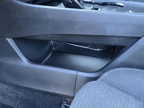 Used 2023 Nissan Rogue SV FWD image 23