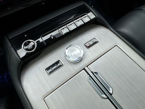 Used 2025 Lincoln Navigator Reserve AWD/4WD image 72