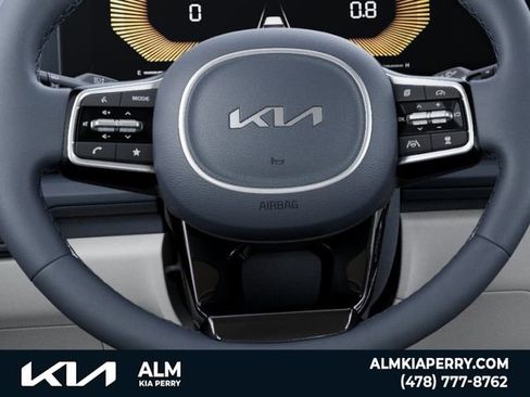 New 2026 Kia Carnival EX FWD image 22