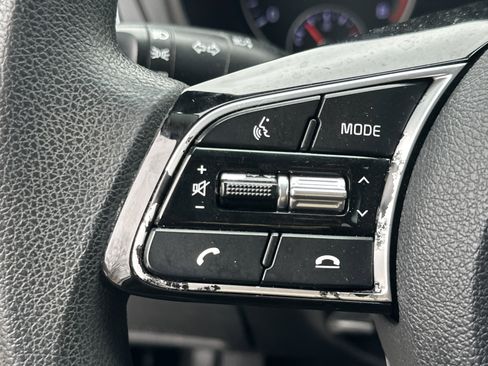 Used 2020 Kia Optima LX image 24