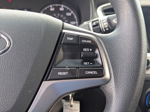 Used 2018 Hyundai Accent SE FWD image 16
