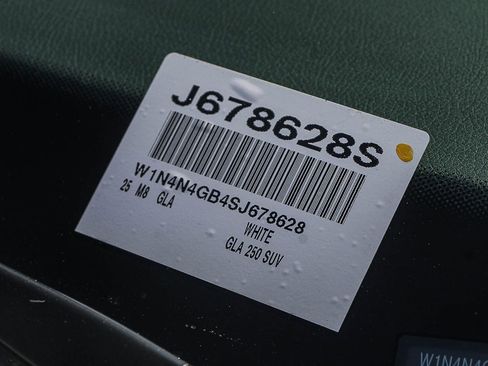 Certified 2025 Mercedes-Benz GLA 250 image 26