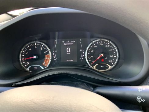 Used 2021 Jeep Renegade Sport FWD image 17