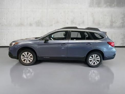 Used 2018 Subaru Outback 2.5i Premium image 8