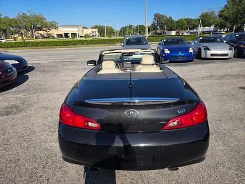 Used 2010 INFINITI G37 Convertible w/ Premium Pkg RWD image 14