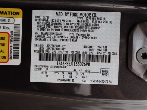 Used 2020 Ford Mustang Shelby GT500 w/ Technology Package RWD image 28