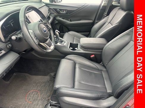 Used 2025 Subaru Outback Limited AWD/4WD image 24