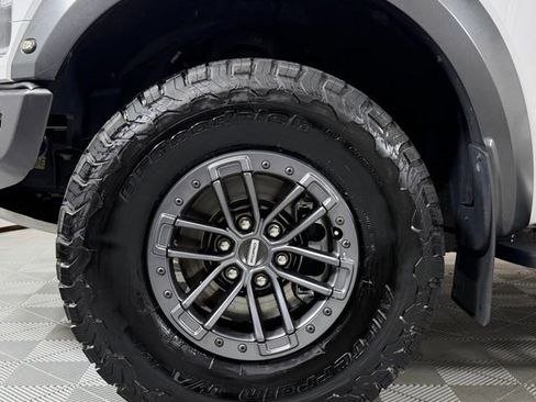 Used 2020 Ford F150 Raptor w/ Equipment Group 802A Luxury image 9