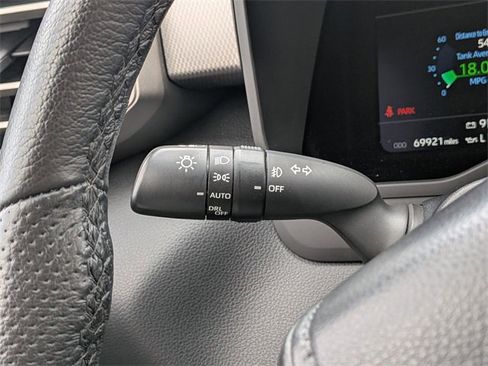 Used 2023 Toyota Sequoia Limited image 30