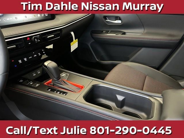 Used 2025 Nissan Kicks SR w/ Illumination Package AWD/4WD image 30