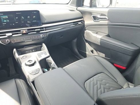 New 2026 Kia Sportage X-Line AWD/4WD image 23