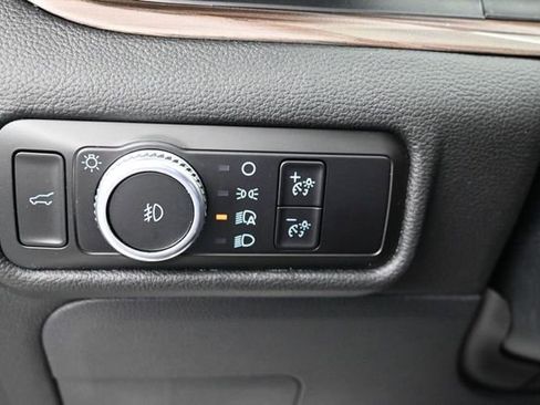 Certified 2023 Ford Explorer Limited w/ Equipment Group 301A AWD/4WD image 27