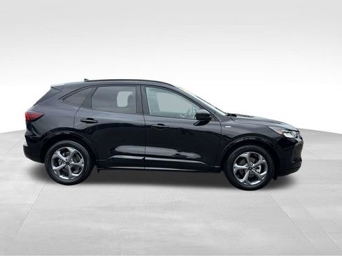 Used 2024 Ford Escape ST-Line FWD image 2
