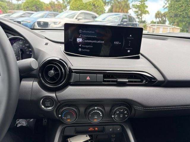 Used 2026 MAZDA MX-5 Miata Club w/ Interior Package RWD image 15