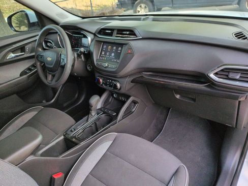 Used 2023 Chevrolet TrailBlazer LT FWD image 26