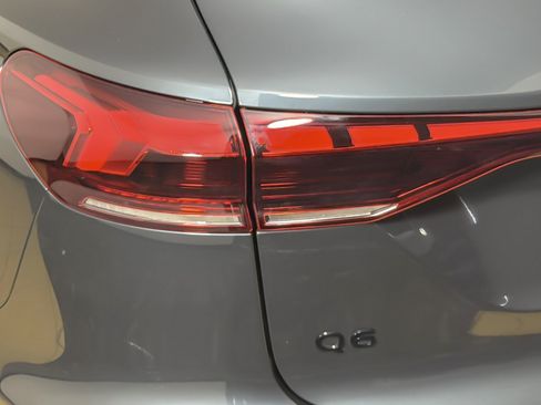Used 2025 Audi Q6 e-tron Premium w/ Convenience Package RWD image 27