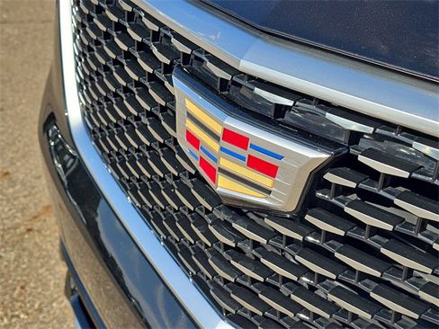 Certified 2024 Cadillac XT6 Luxury image 32