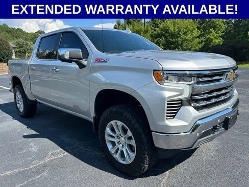 Used 2022 Chevrolet Silverado 1500 LTZ w/ LTZ Premium Package AWD/4WD image 13