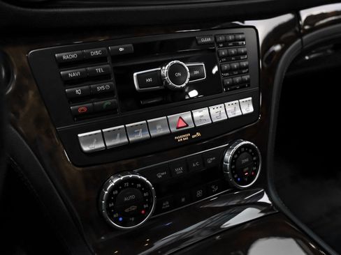 Used 2014 Mercedes-Benz SL 550 image 14