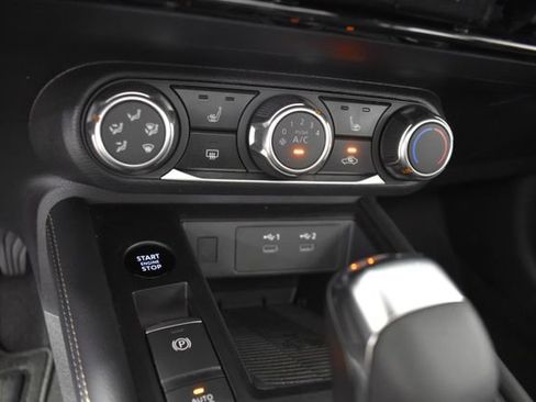 Certified 2025 Nissan Kicks SV w/ SV Premium Package AWD/4WD image 16