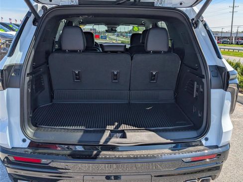 New 2026 Chevrolet Traverse High Country AWD/4WD image 9