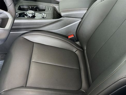 New 2026 Jeep Cherokee Limited AWD/4WD image 15