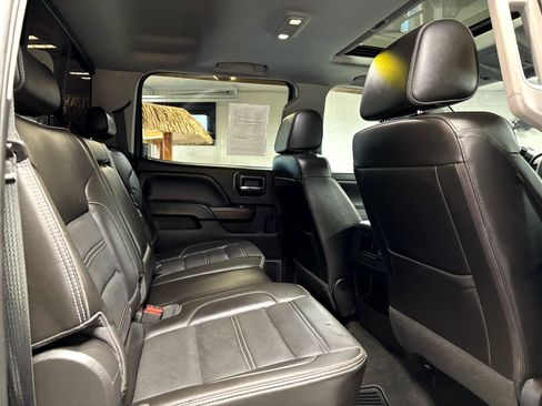 Used 2018 GMC Sierra 3500 Denali w/ Duramax Plus Package image 20