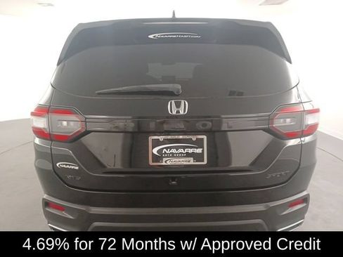 Certified 2023 Honda Pilot Sport image 6