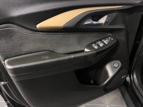 Used 2023 Chevrolet TrailBlazer ACTIV w/ Sun and Liftgate Package image 26