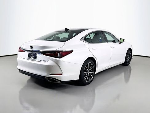 Certified 2025 Lexus ES 350 w/ Premium Package FWD image 5