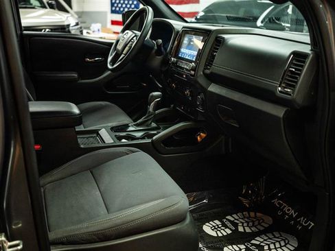 Used 2023 Nissan Frontier SV w/ Midnight Edition Package AWD/4WD image 13