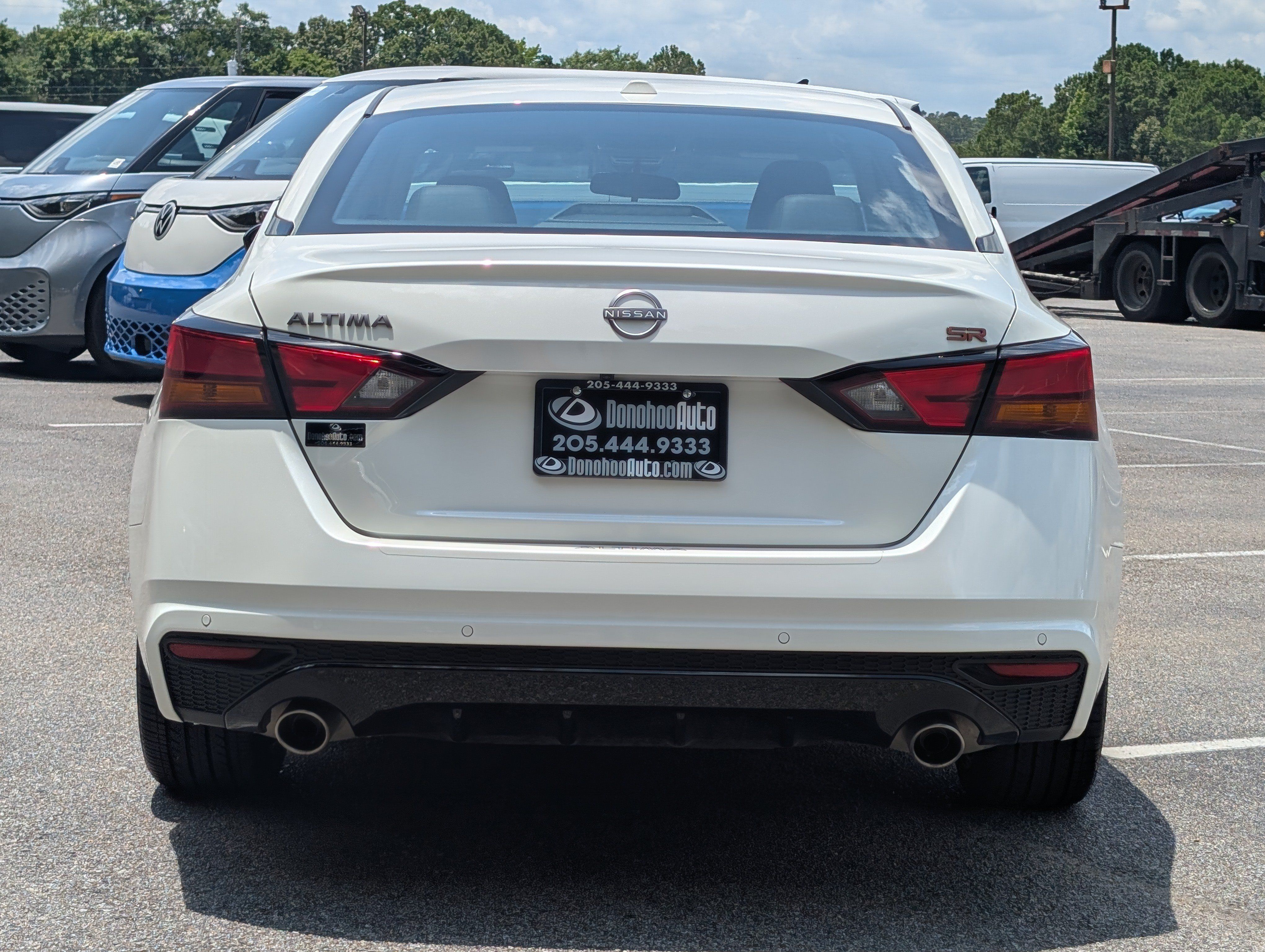 Used 2025 Nissan Altima 2.5 SR FWD image 8