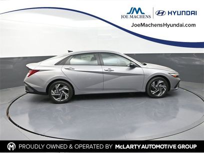 New 2025 Hyundai Elantra SEL