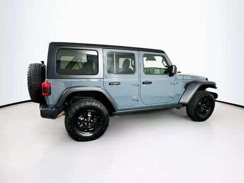 Used 2025 Jeep Wrangler Willys image 10