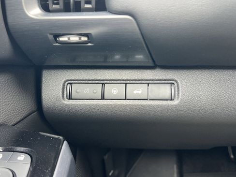 New 2026 Nissan Pathfinder SL FWD image 11