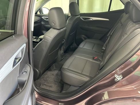 Used 2024 Buick Envision Avenir AWD/4WD image 9