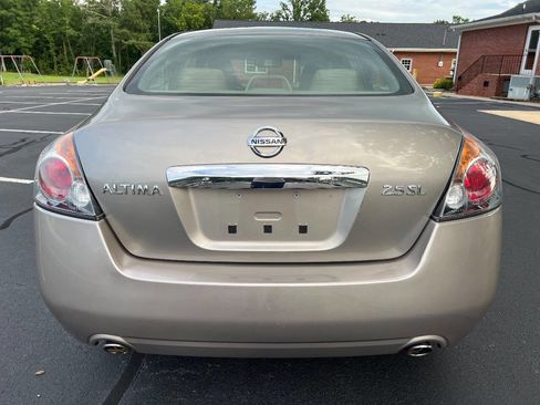 Used 2011 Nissan Altima 2.5 SL w/ 2.5SL Pkg image 6