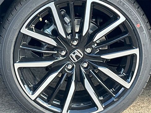 New 2025 Honda Accord Touring image 5