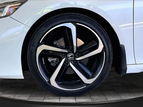 Used 2022 Honda Accord Sport image 30