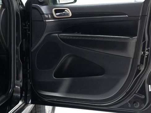 Used 2014 Jeep Grand Cherokee Limited AWD/4WD image 23