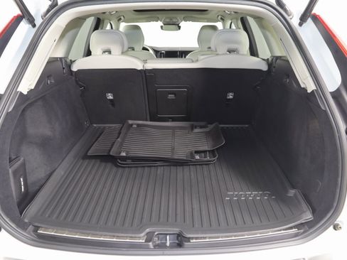 Used 2023 Volvo XC60 B5 Plus w/ Climate Package image 49